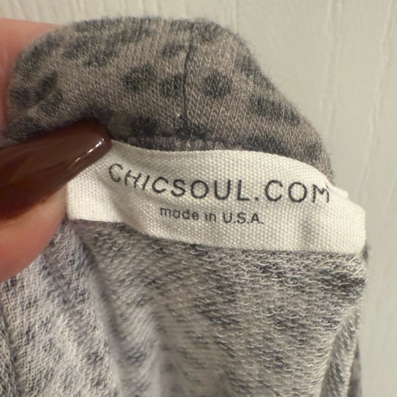 Chic Soul We Got The Party Babydoll Top in Charcoal Leopard - size 1X - Picture 5 of 6